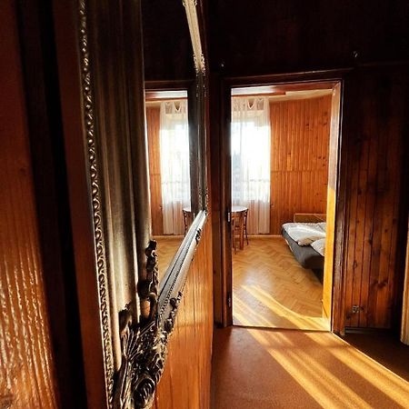 Studio Retro Next To The Market Square In Krakow Apartment Bagian luar foto